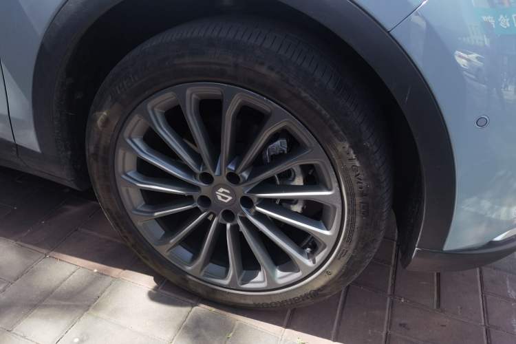 Used Leapmotor C11 2024 Range-Extended 300 Luxury Edition Right Front Wheel Hub