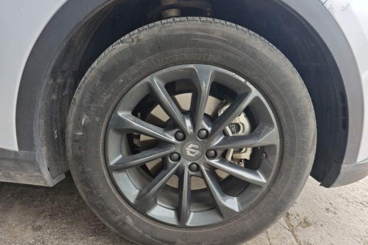 Used Leapmotor C11 2024 Range-Extended 200 Smart Enjoyment Edition Right Front Wheel Hub