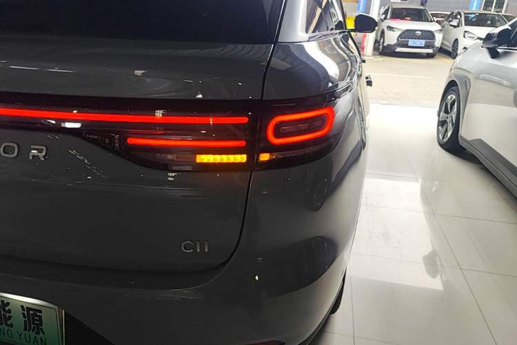 Used Leapmotor C11 2024 All-Electric 580 Luxury Edition Right Rear Taillight