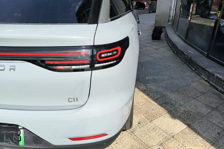 Used Leapmotor C11 2024 All-Electric 580 Luxury Edition Right Rear Taillight