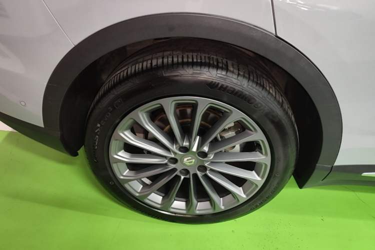 Used Leapmotor C11 2024 Range-Extended 300 Luxury Edition Right Rear Wheel Hub