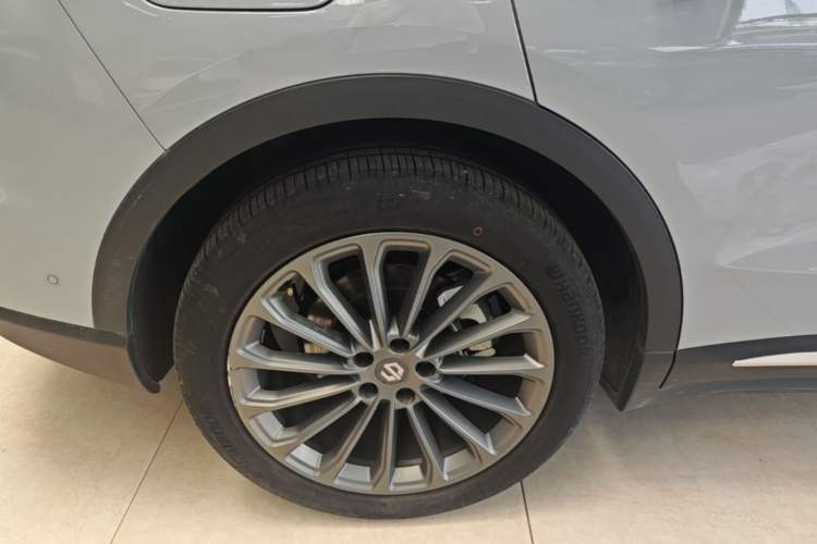 Used Leapmotor C11 2024 Range-Extended 300 Luxury Edition Right Rear Wheel Hub