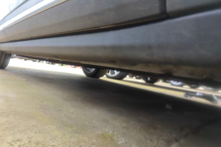 Used Leapmotor C11 2024 Range-Extended 300 Luxury Edition Right Side Sill