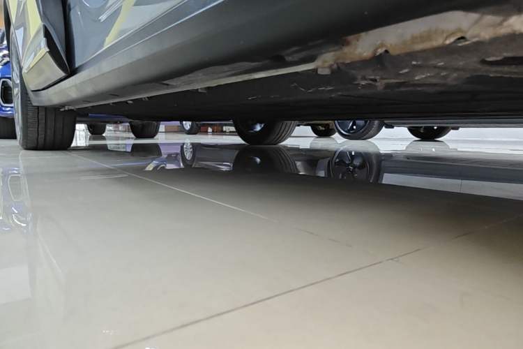 Used Leapmotor C11 2024 All-Electric 580 Luxury Edition Right Side Sill