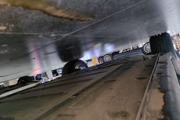 Used Leapmotor C11 2024 Range-Extended 300 Luxury Edition Right Side Sill
