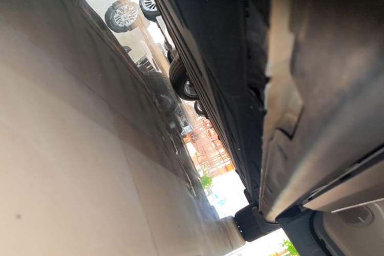 Used Leapmotor C11 2024 Range-Extended 300 Luxury Edition Right Side Sill