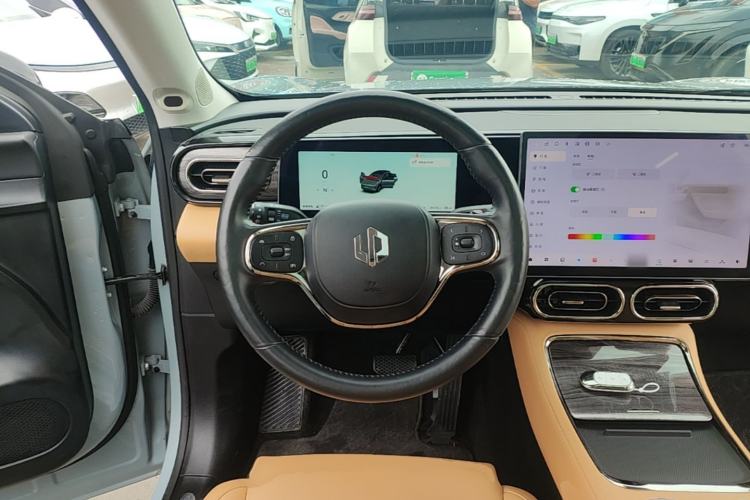 Used Leapmotor C11 2024 Range-Extended 300 Luxury Edition Steering Wheel