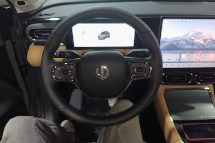 Used Leapmotor C11 2024 All-Electric 580 Luxury Edition Steering Wheel