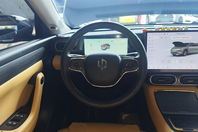 Used Leapmotor C11 2024 All-Electric 580 Luxury Edition Steering Wheel