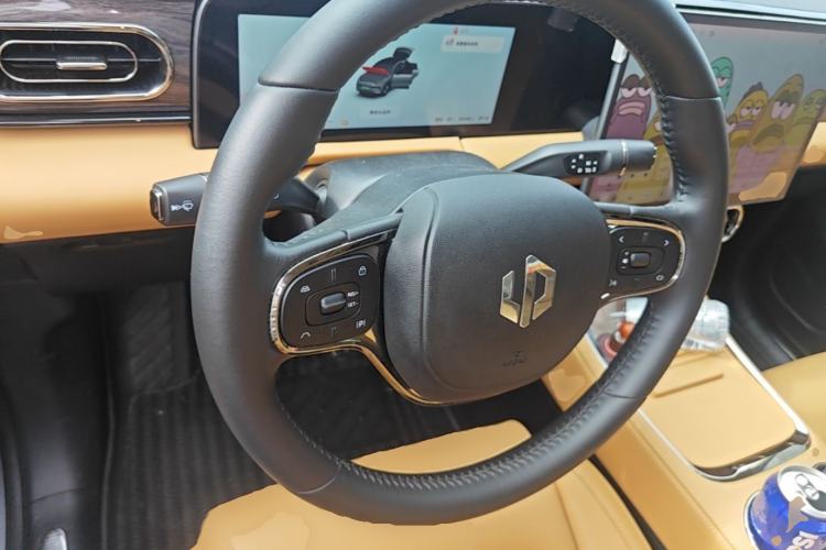 Used Leapmotor C11 2024 Range-Extended 300 Luxury Edition Steering Wheel