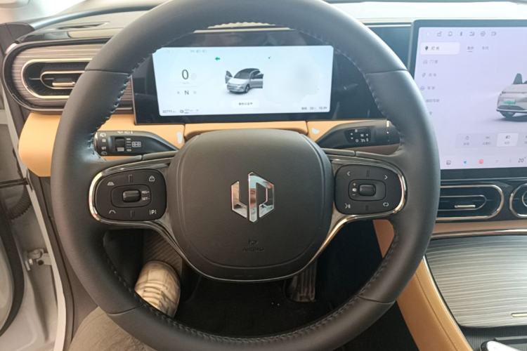 Used Leapmotor C11 2024 All-Electric 580 Luxury Edition Steering Wheel