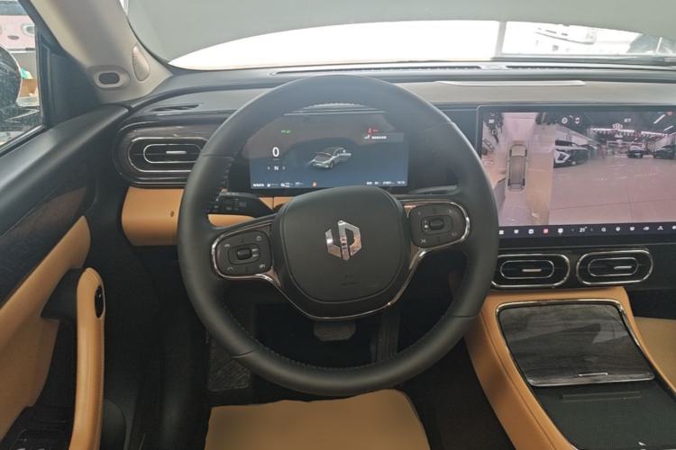 Used Leapmotor C11 2024 Range-Extended 300 Luxury Edition Steering Wheel