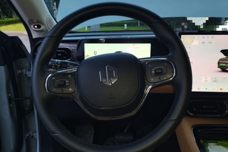 Used Leapmotor C11 2024 Range-Extended 300 Luxury Edition Steering Wheel
