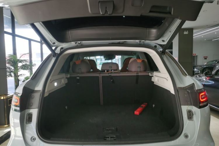 Used Leapmotor C11 2024 All-Electric 580 Luxury Edition Trunk