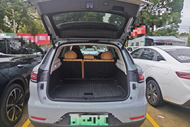 Used Leapmotor C11 2024 Range-Extended 300 Luxury Edition Trunk