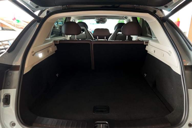 Used Leapmotor C11 2024 Range-Extended 300 Luxury Edition Trunk