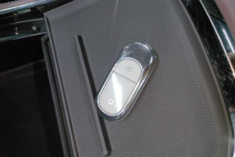 Used Leapmotor C11 2024 Range-Extended 300 Luxury Edition Vehicle Key