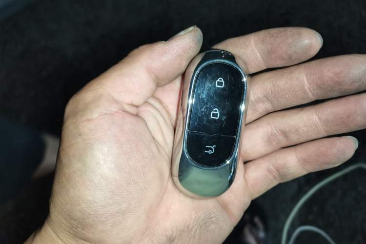 Used Leapmotor C11 2024 Range-Extended 300 Luxury Edition Vehicle Key