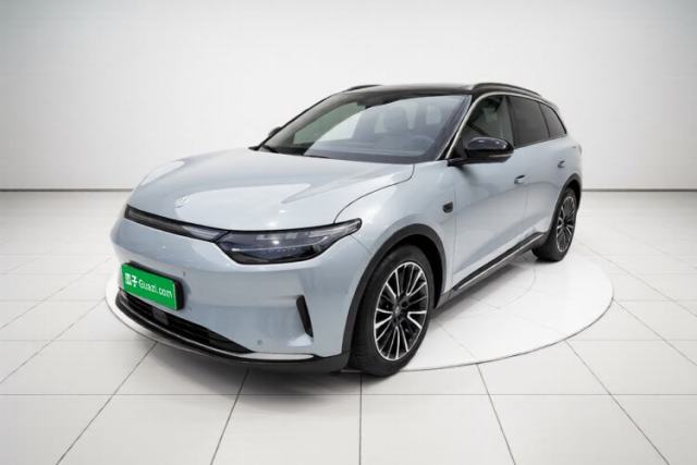 Ojetý Leapmotor C11 2024 All-Electric 580 Luxury Edition