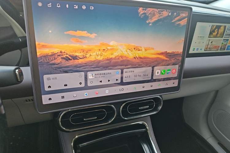 Used Leapmotor C11 2024 All-Electric 580 Luxury Edition Audio And AC Panel
