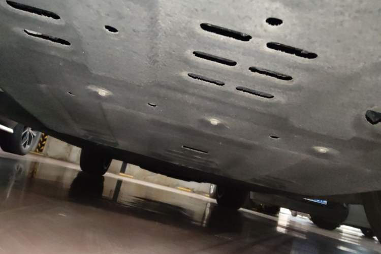 Used Leapmotor C11 2024 All-Electric 580 Luxury Edition Chassis Front