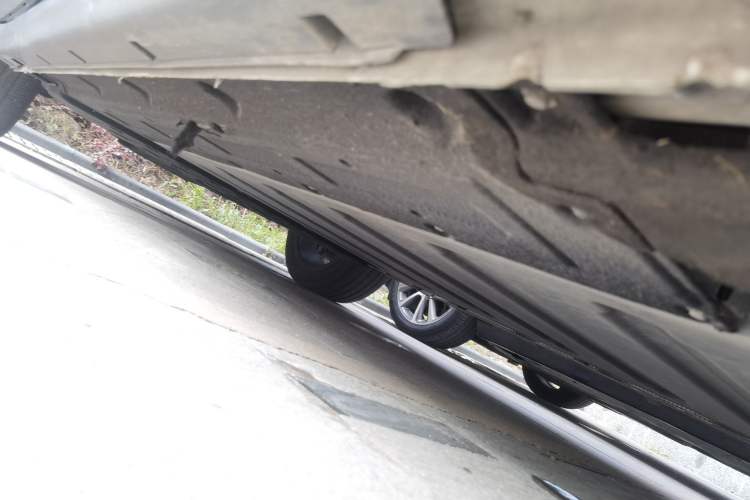 Used Leapmotor C11 2024 Range-Extended 300 Luxury Edition Chassis Front Right