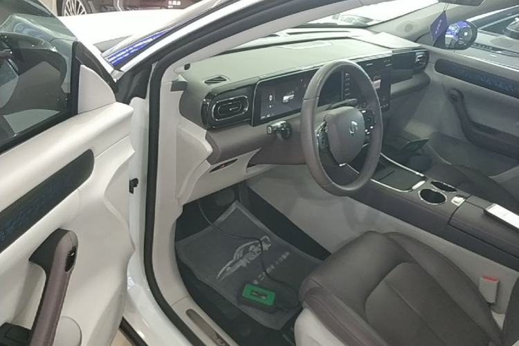 Used Leapmotor C11 2024 All-Electric 580 Luxury Edition Driver Seat