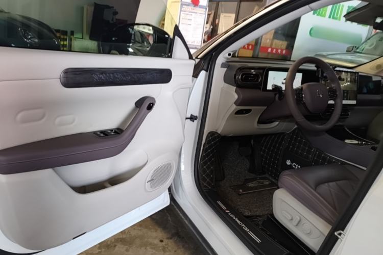 Used Leapmotor C11 2024 Range-Extended 300 Luxury Edition Driver Seat