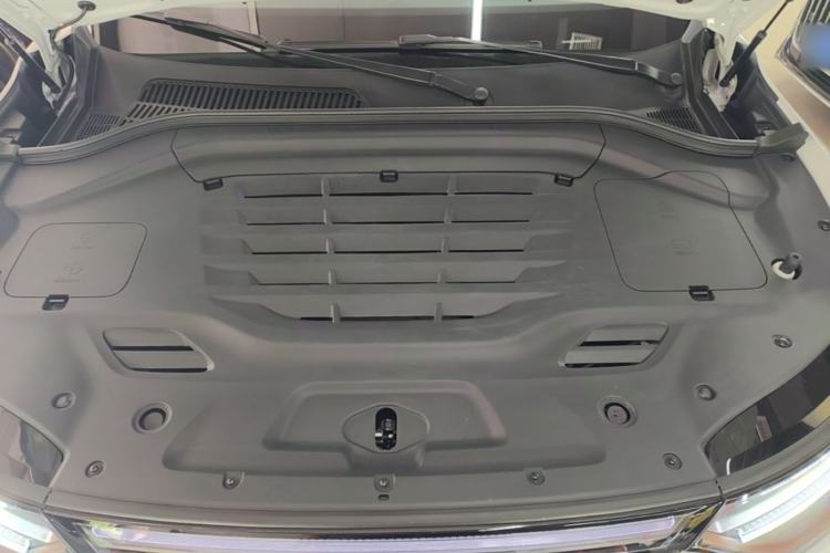 Used Leapmotor C11 2024 All-Electric 580 Luxury Edition Engine Bay