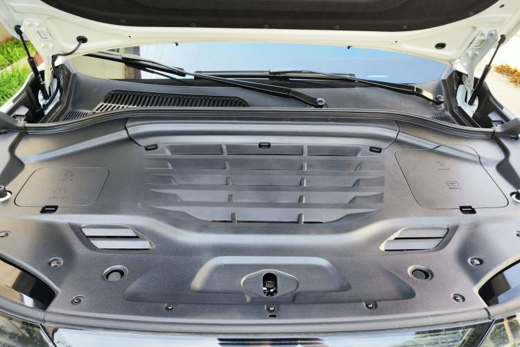 Used Leapmotor C11 2024 All-Electric 580 Luxury Edition Engine Bay