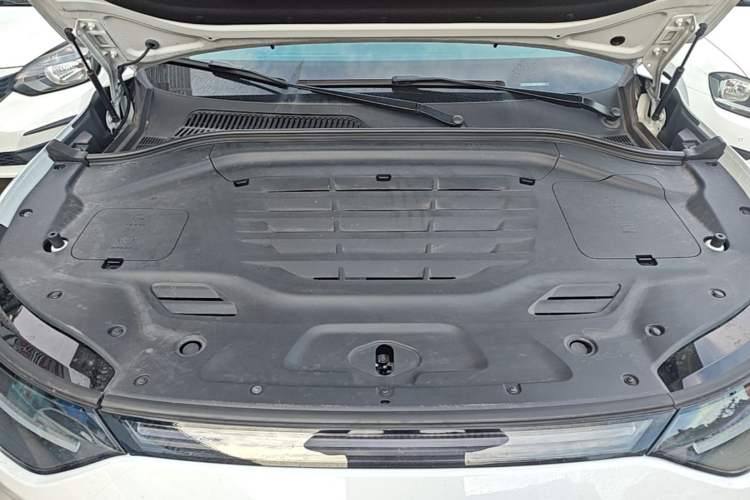 Used Leapmotor C11 2024 All-Electric 580 Luxury Edition Engine Bay