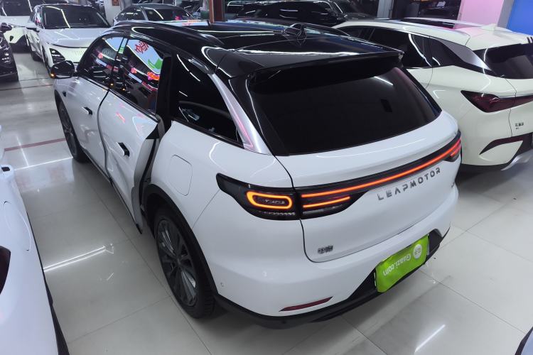 Used Leapmotor C11 2024 Range-Extended 300 Luxury Edition Exterior 2