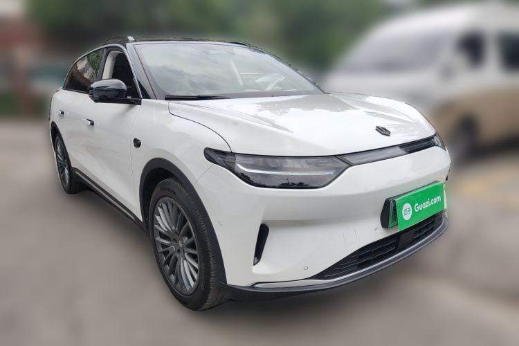 Used Leapmotor C11 2024 All-Electric 580 Luxury Edition Front Right 45 Deg
