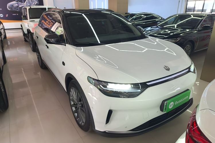 Used Leapmotor C11 2024 All-Electric 580 Luxury Edition Front Right 45 Deg
