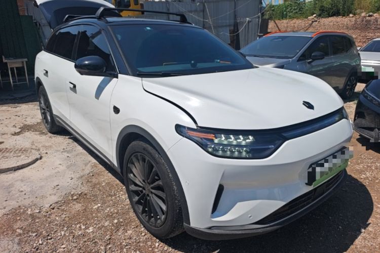 Used Leapmotor C11 2024 All-Electric 580 Luxury Edition Front Right 45 Deg