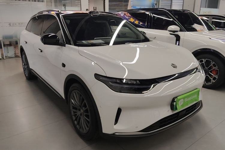 Used Leapmotor C11 2024 All-Electric 580 Luxury Edition Front Right 45 Deg