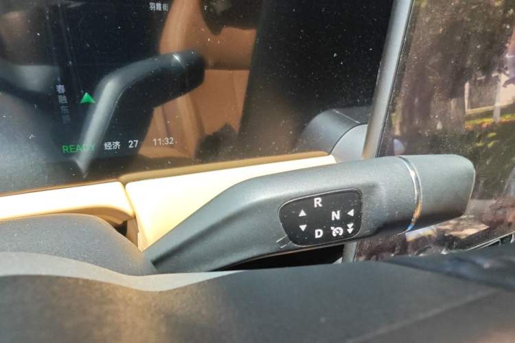 Used Leapmotor C11 2024 Pure Electric 515 Smart Edition Gear Lever