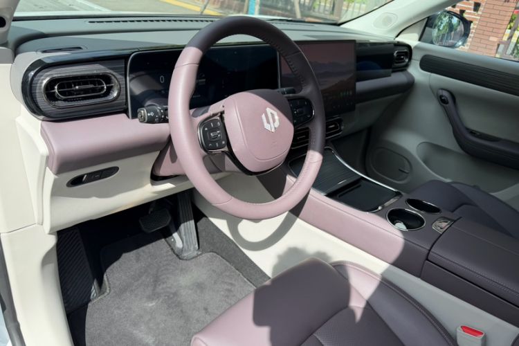 Used Leapmotor C11 2024 All-Electric 580 Luxury Edition Interior 5