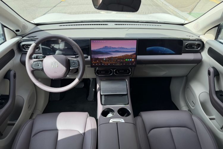 Used Leapmotor C11 2024 All-Electric 580 Luxury Edition Interior 8