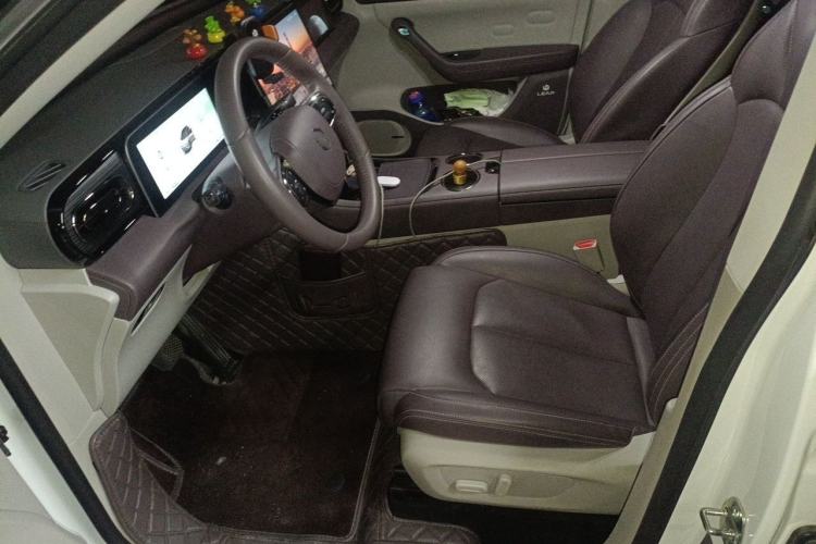 Used Leapmotor C11 2024 All-Electric 580 Luxury Edition Left Front Seat
