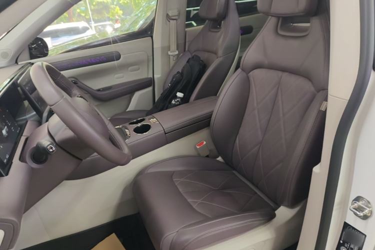 Used Leapmotor C11 2024 All-Electric 580 Luxury Edition Left Front Seat