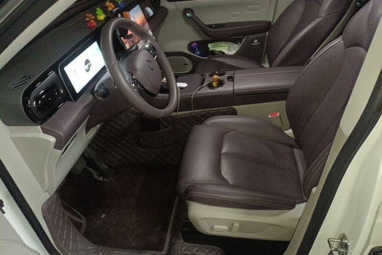 Used Leapmotor C11 2024 All-Electric 580 Luxury Edition Left Front Seat