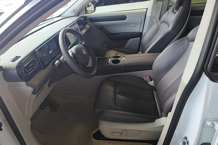 Used Leapmotor C11 2024 All-Electric 580 Luxury Edition Left Front Seat