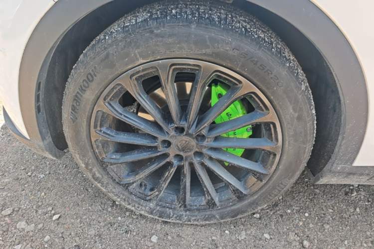Used Leapmotor C11 2024 All-Electric 580 Luxury Edition Left Front Wheel Hub