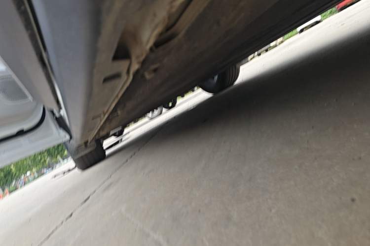 Used Leapmotor C11 2024 All-Electric 580 Luxury Edition Left Side Sill