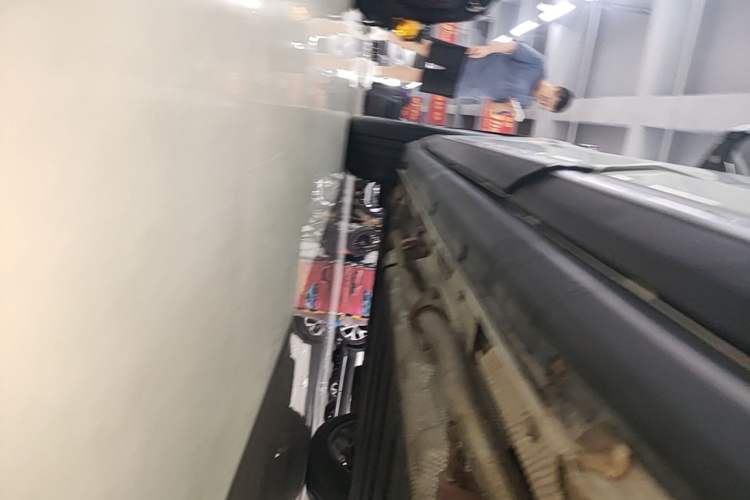 Used Leapmotor C11 2024 Range-Extended 300 Luxury Edition Left Side Sill