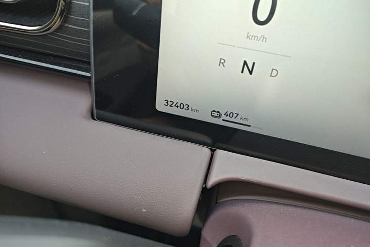 Used Leapmotor C11 2024 All-Electric 580 Luxury Edition Odometer Close Up