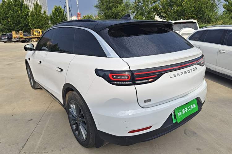 Used Leapmotor C11 2024 All-Electric 580 Luxury Edition Rear Left 45 Deg