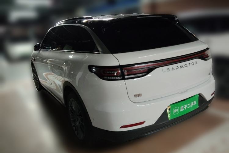 Used Leapmotor C11 2024 All-Electric 580 Luxury Edition Rear Left 45 Deg