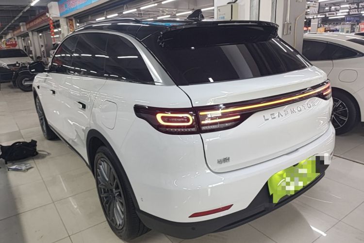 Used Leapmotor C11 2024 Range-Extended 300 Luxury Edition Rear Left 45 Deg
